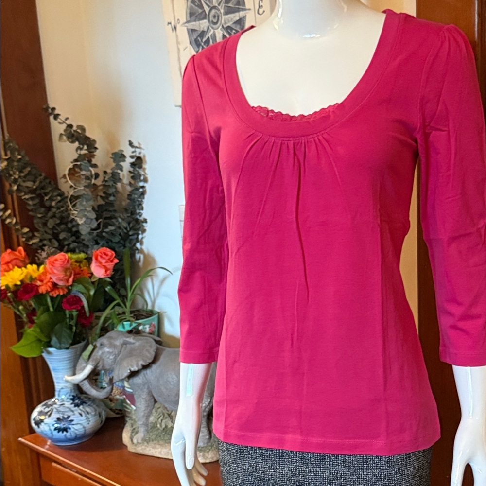 NWT northern reflections size small Elegant Pink Women's Top